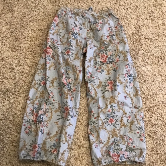 BDG Floral Cargo Pants - Multicolor Floral - Picture 8 of 10
